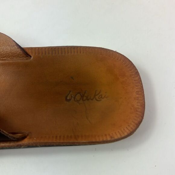 Olukai Loea Leather Strap Minimalist Women's Sandals - Picture 13 of 14